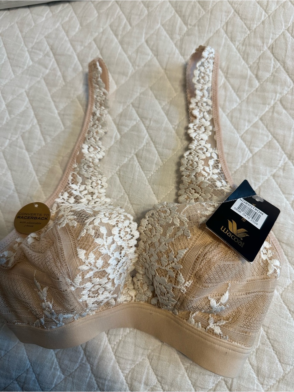 🎄 Wacoal Embrace Lace wire-free bralette size 32 NWT Nordstrom